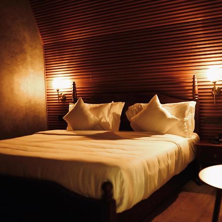 Leela'S 7Th Heaven Resort & Spa Trikunnapuzha Eksteriør bilde